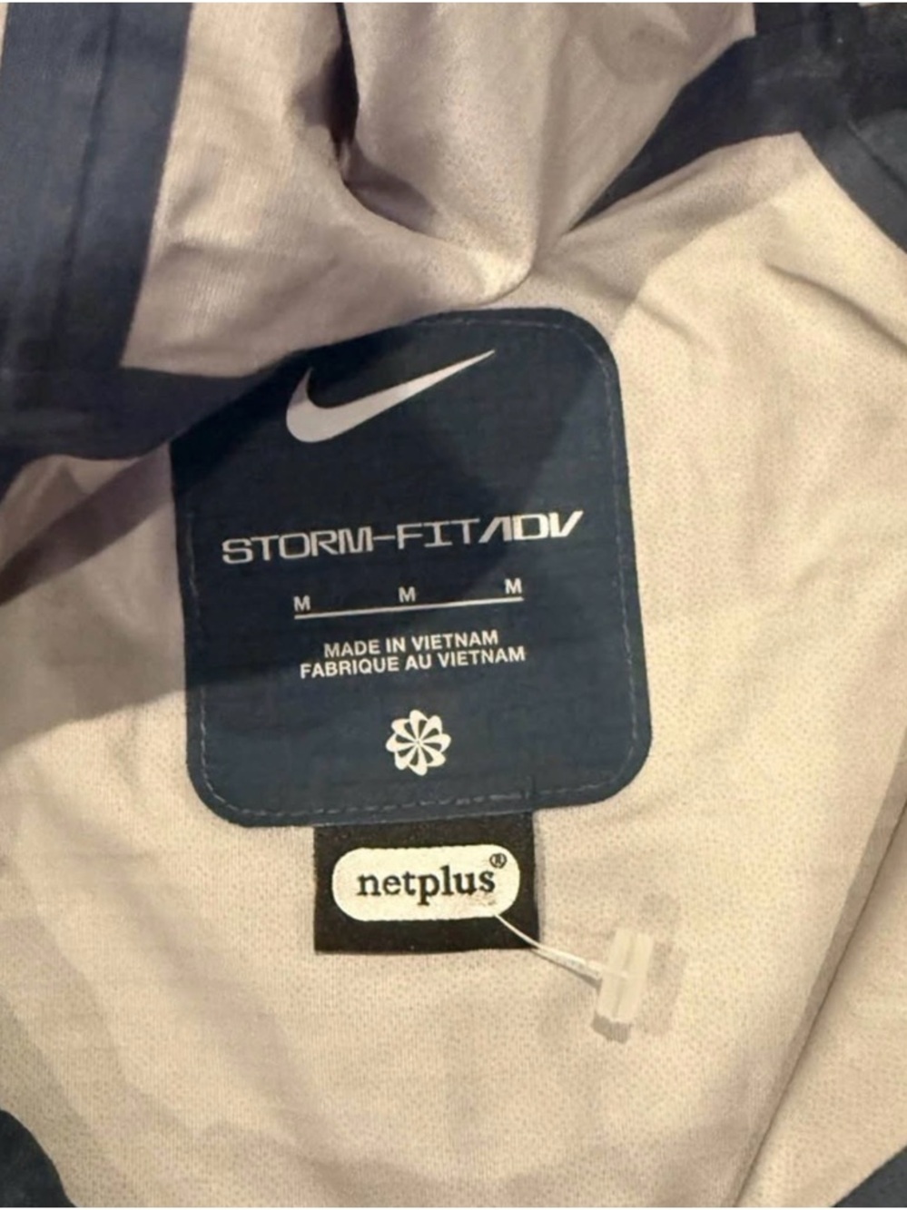 Nike Trail Storm-FIT ADV Running
Jacket MSRP $250 Women's - Picture 3 of 3